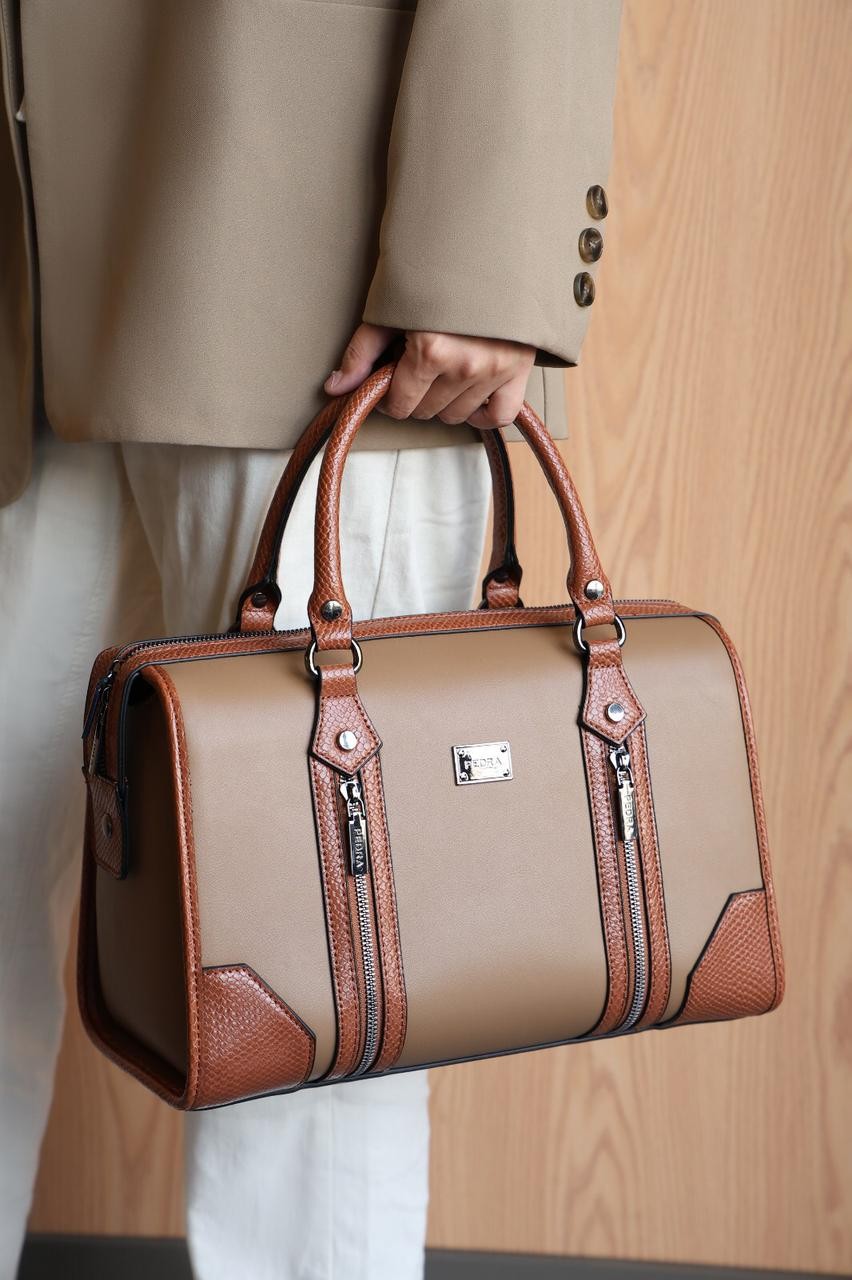Pedra Handbags.